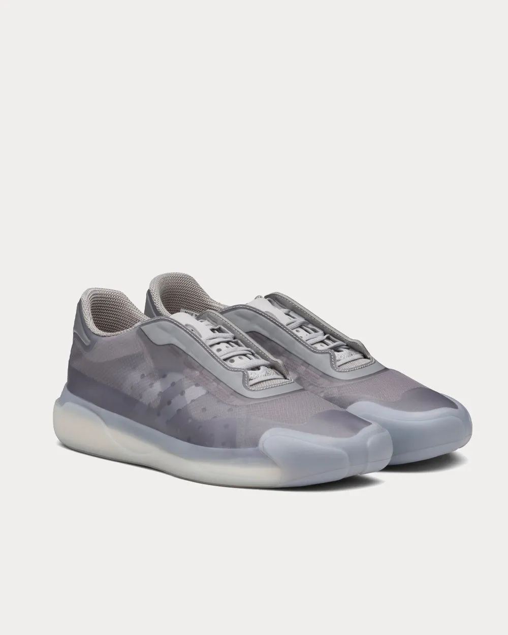A P Luna Rossa 21 Grey Low Top Sneakers