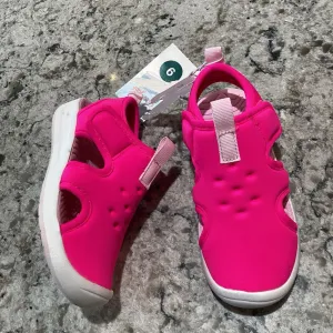 Cat & Jack DWW Sandals 9C pink