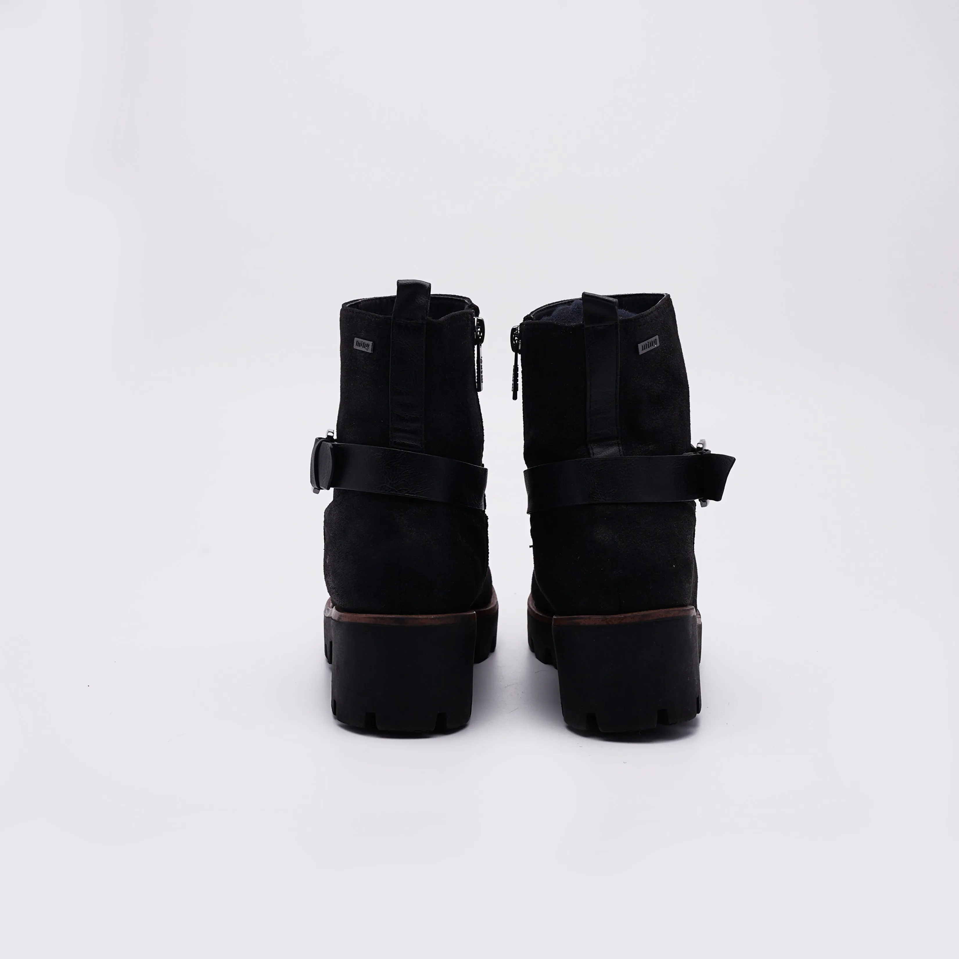 MTNG Waterproof Boot in Black Nubuck