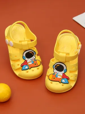 Sunny Space Explorer Sandals - Bright Yellow Astronaut-Themed for Boys
